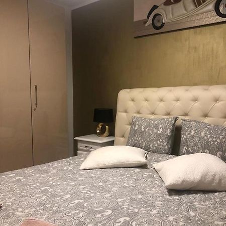 Апартаменти Apartament Nicolle Пояна-Брашов Екстер'єр фото