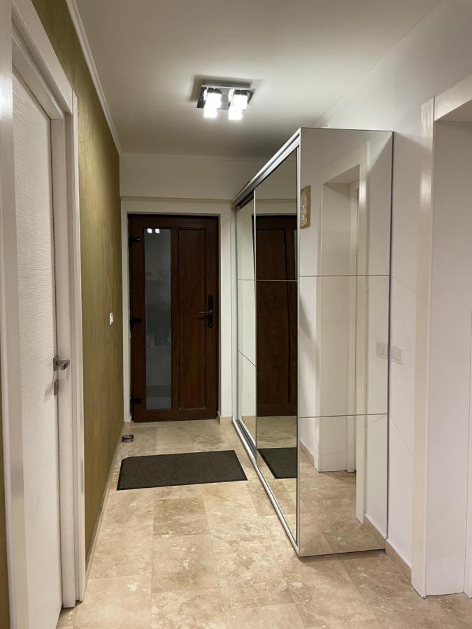 Апартаменти Apartament Nicolle Пояна-Брашов Екстер'єр фото